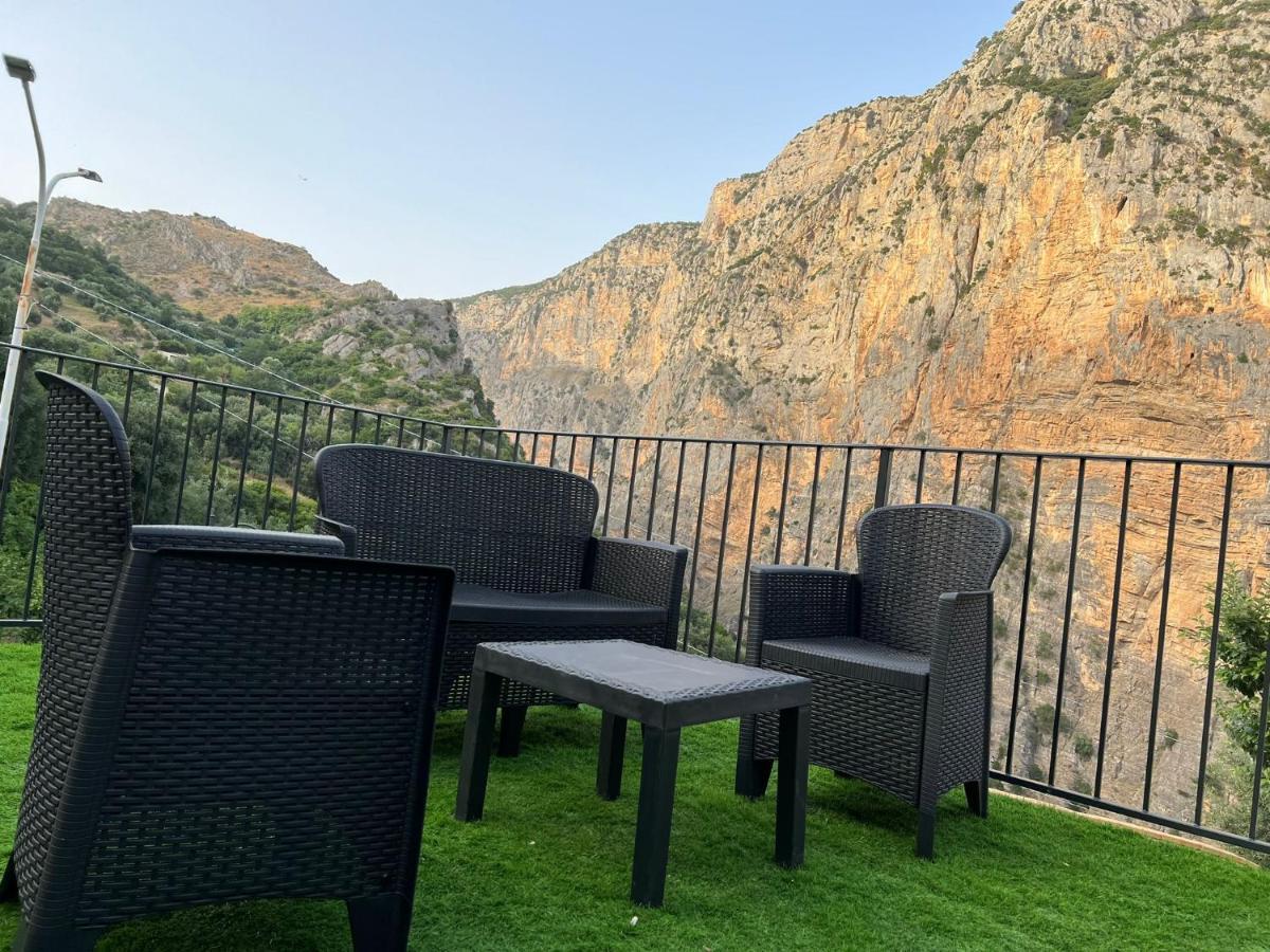 Bed and Breakfast L'Oasi Del Raganello Чивита Экстерьер фото