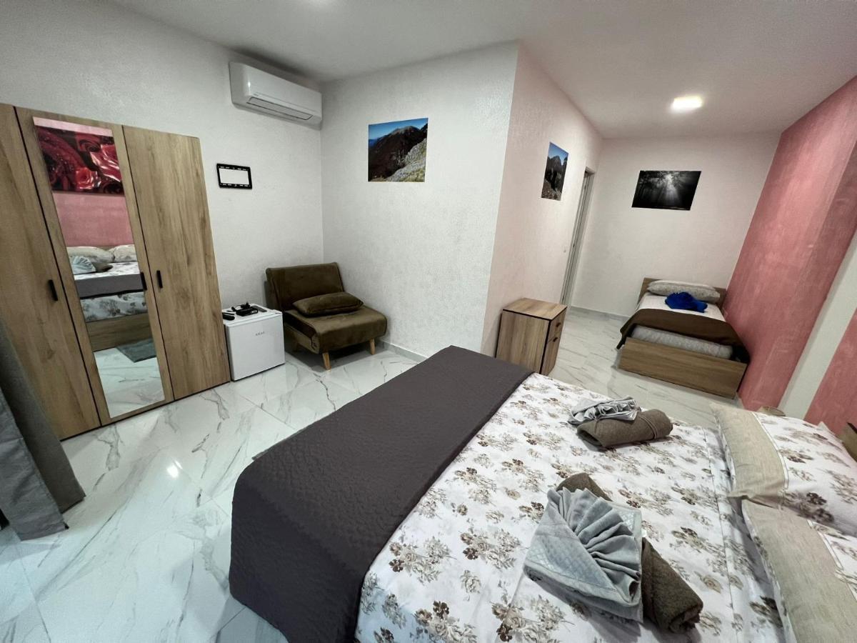 Bed and Breakfast L'Oasi Del Raganello Чивита Экстерьер фото